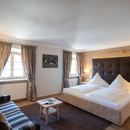 Hotel Gasthof Alte Post Holzkirchen Holzkirchen  Dış mekan fotoğraf