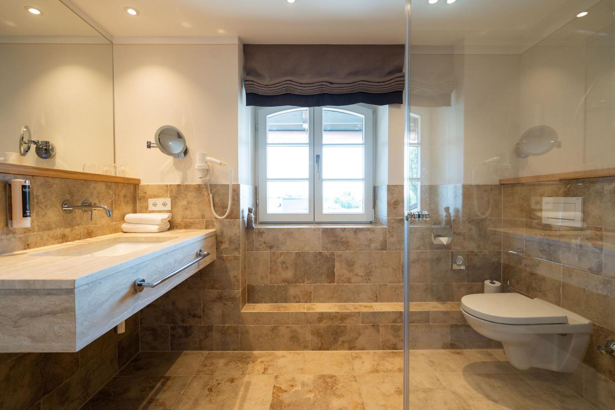 Hotel Gasthof Alte Post Holzkirchen Holzkirchen  Dış mekan fotoğraf