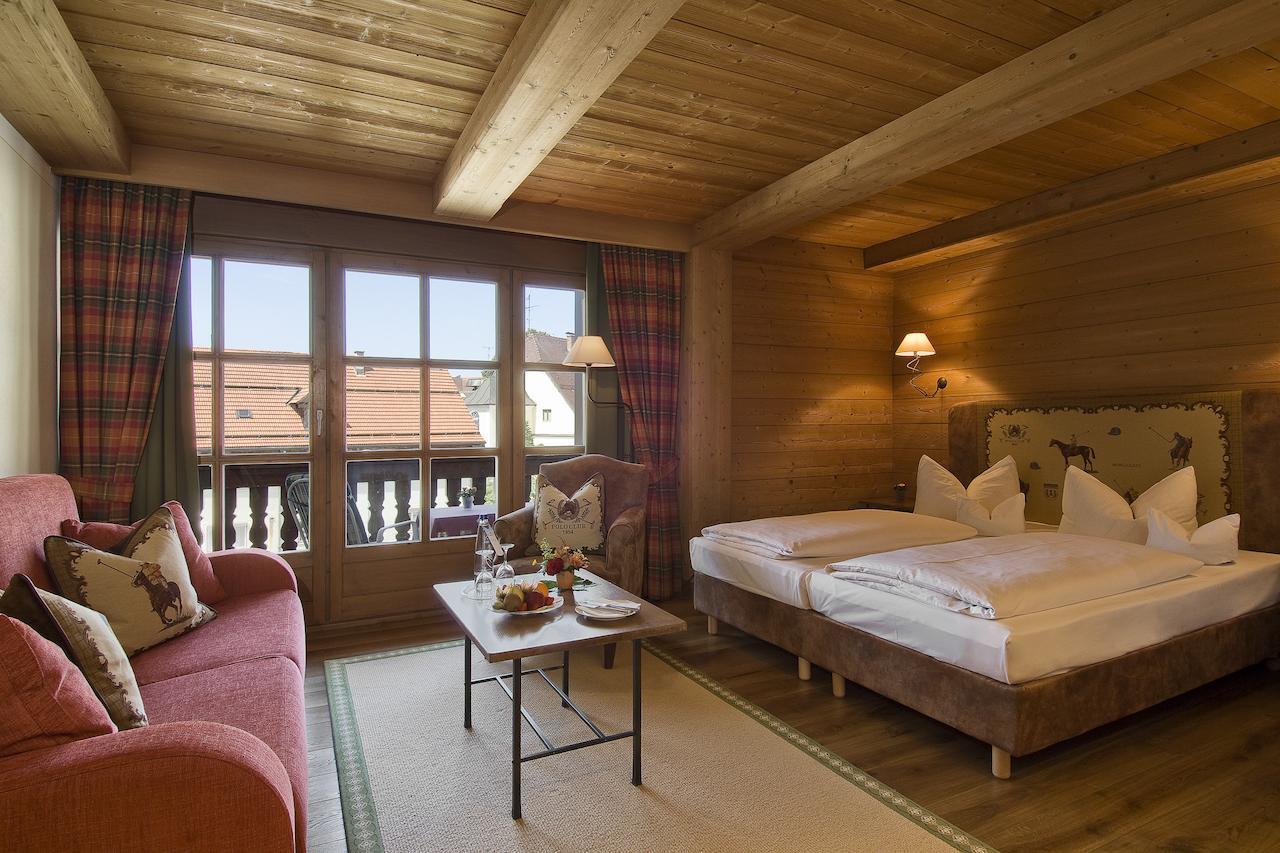 Hotel Gasthof Alte Post Holzkirchen Holzkirchen  Oda fotoğraf
